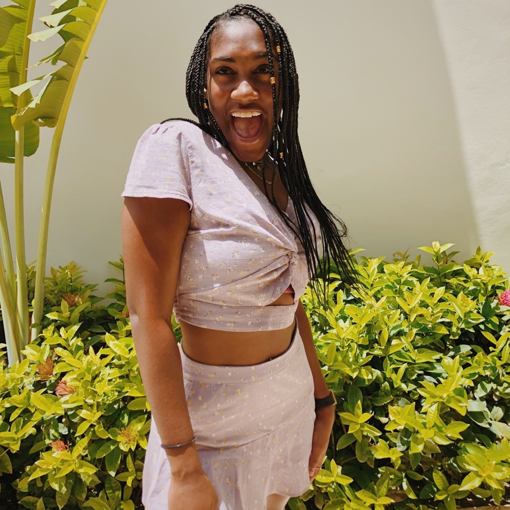 Meet your Posher, Nyah